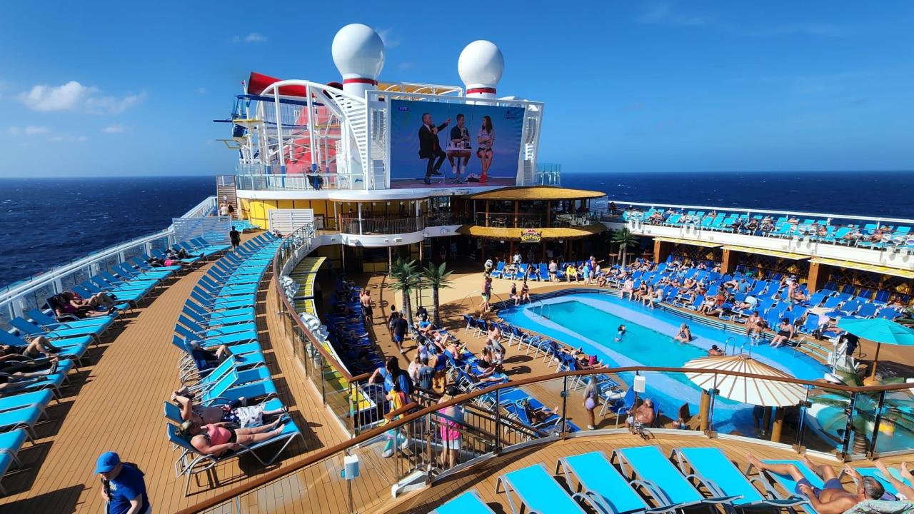 Carnival freedom to sail caribbean year round