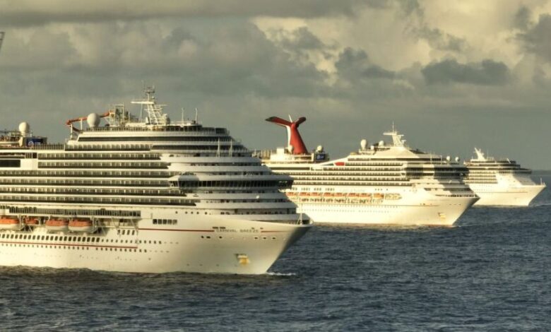 Carnival teams with amtrak for cruise rail vacations