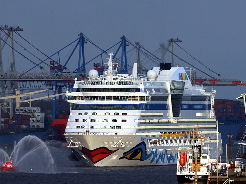 Carnival reports record bookings on 2 days in feb