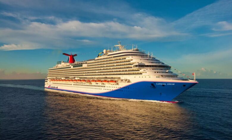 Carnival quietly hikes beverage package price