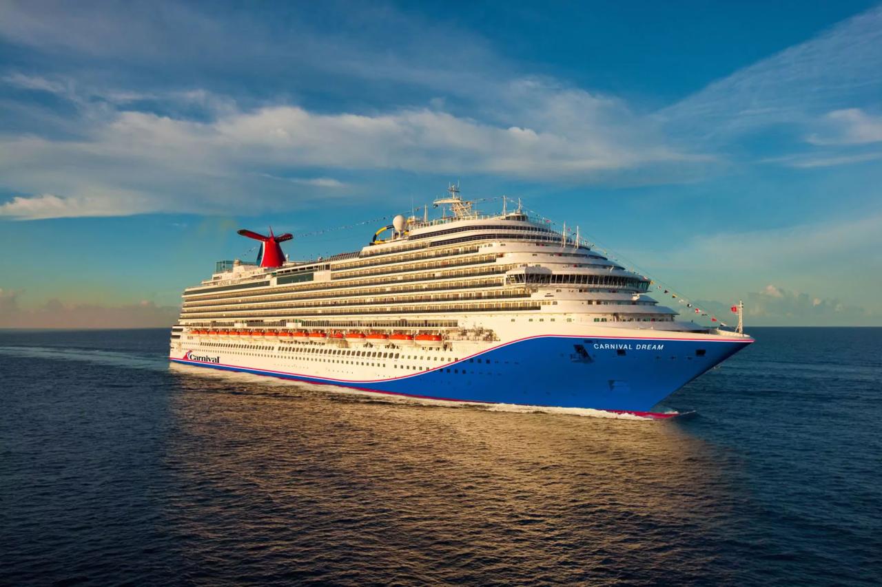 Carnival prices cruise drink Carnival quietly hikes beverage package price