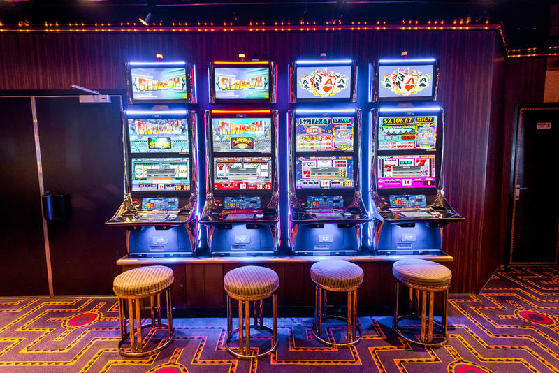 Carnival partners with another casino company