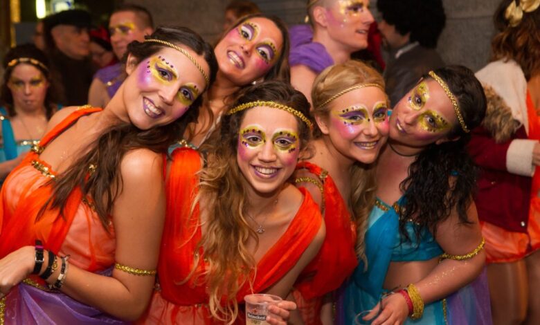 Carnival to form company in spain