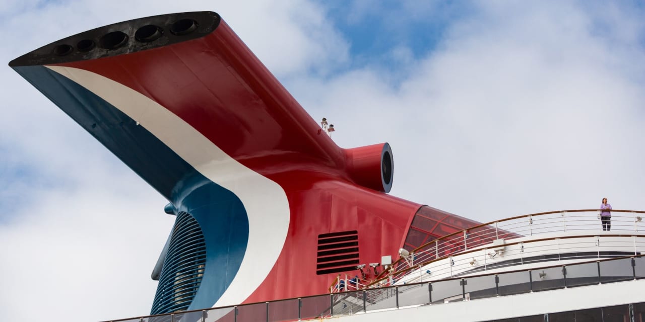 Carnival restricts certain rates to electronic booking