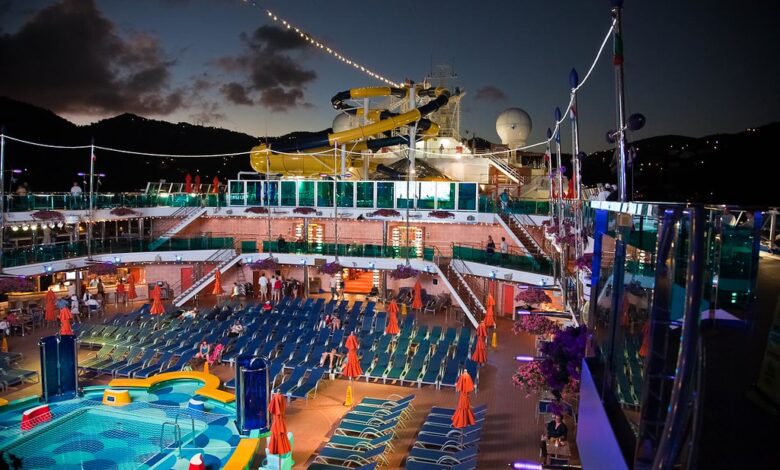 Carnival looks to make a splash with redesigned pool decks