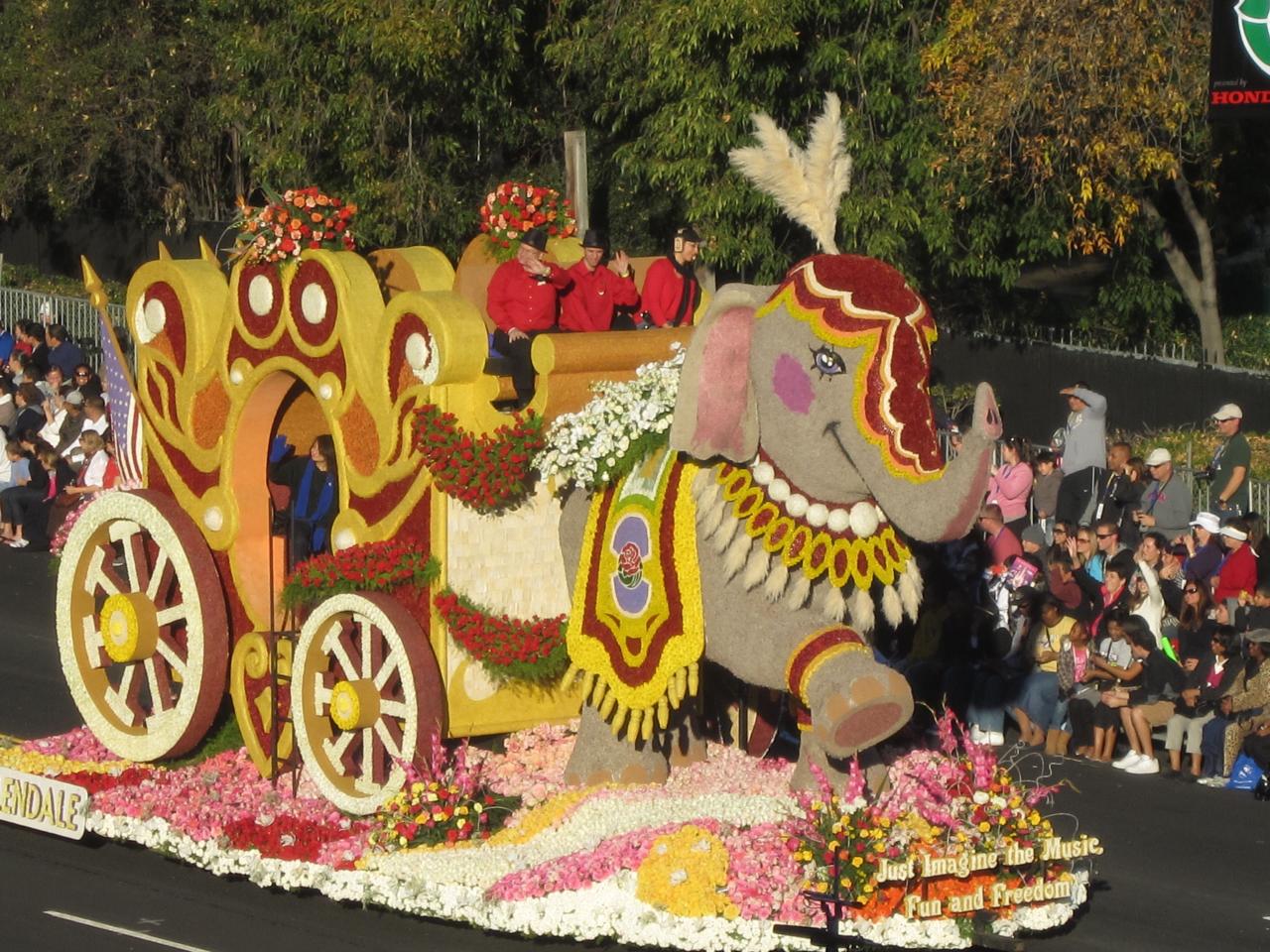 Parade rose route early close will pasadena eve year trophy founder during roses tournament california january Carnival makes rose parade debut
