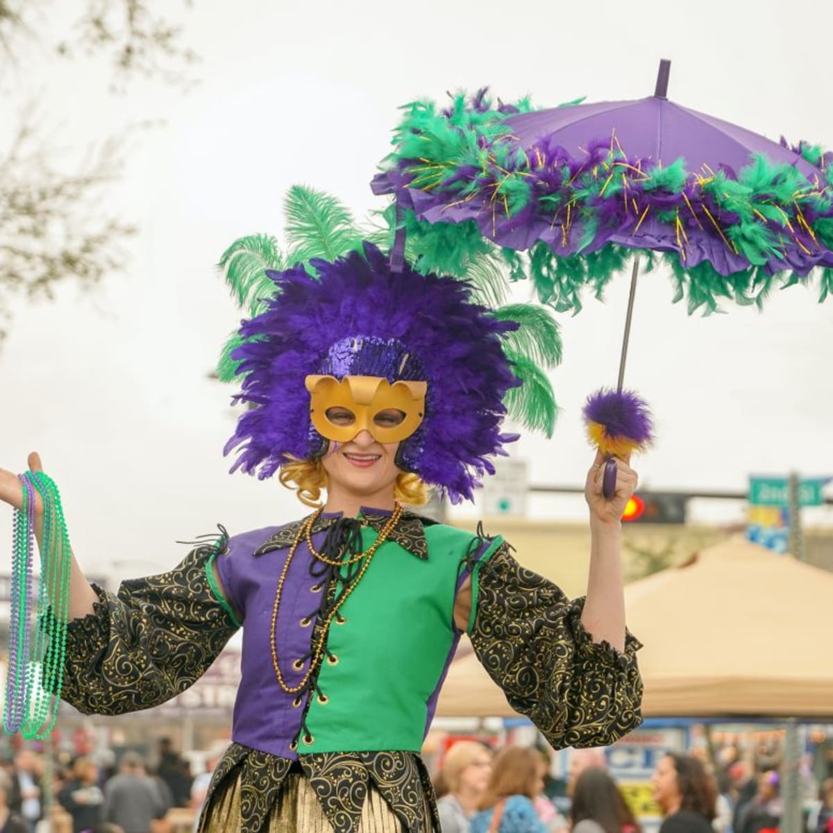 Gras mardi parade float riders bhe digest Carnival mardi gras delayed