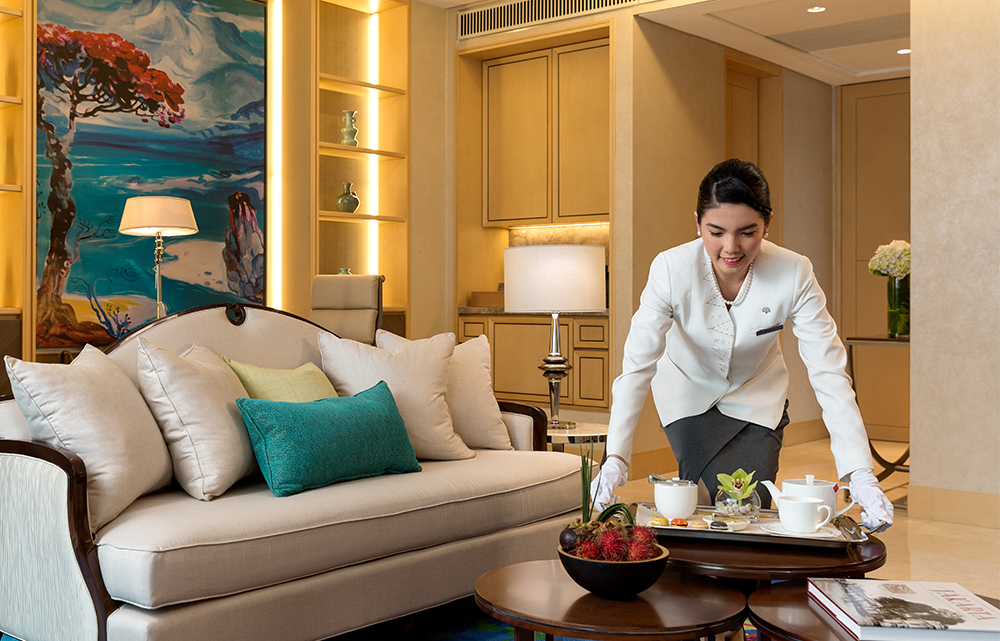 Carnival raffling 25 cabins a day to agents