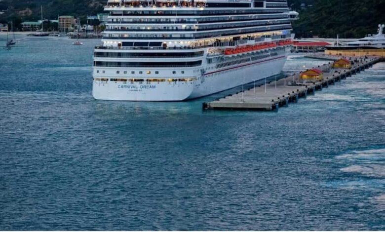 Carnival simplifies fare structure