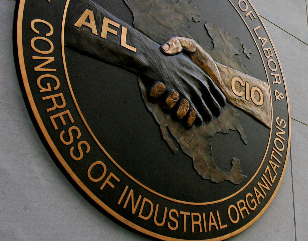 Afl cio asks carnival to change incorporation