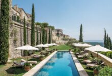 Hotel gordes provence france hotels bastide europe du restaurant la cap