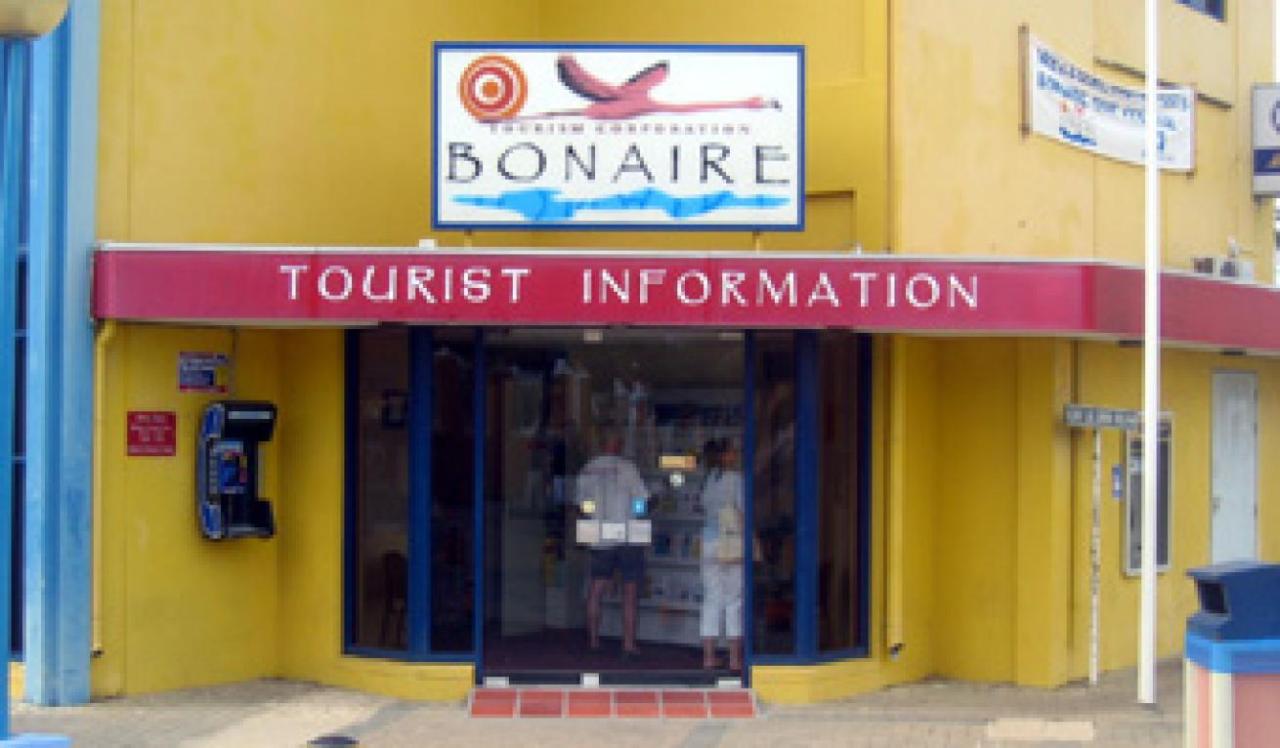 Bonaire postpones annual dive fest