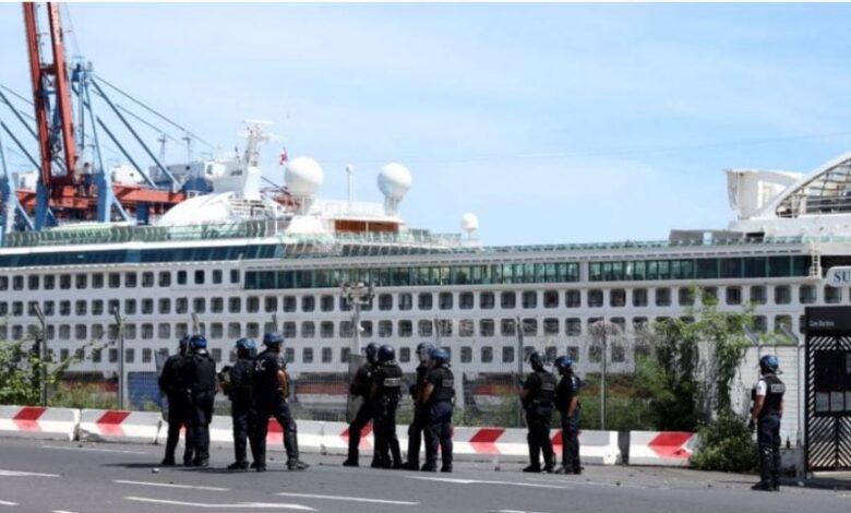 Antigua cops testify that cruise passengers injured them