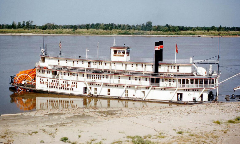 American symphony river ship christened mississippi