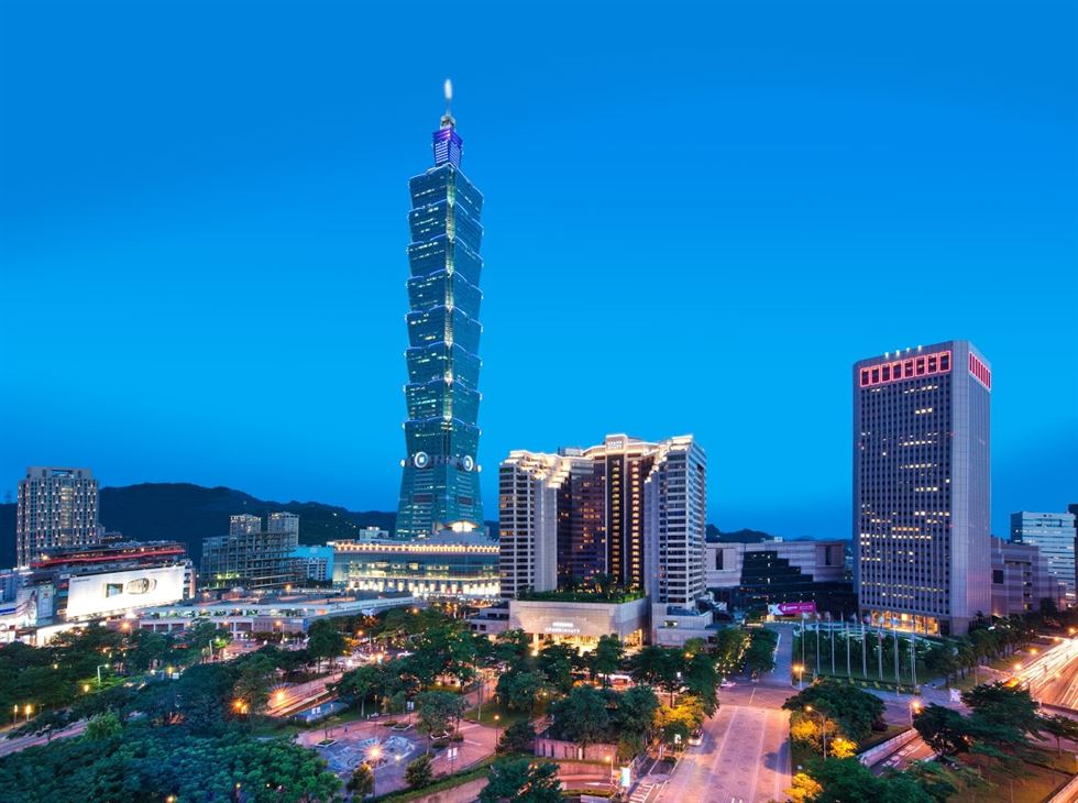 At 25 grand hyatt taipei shines on