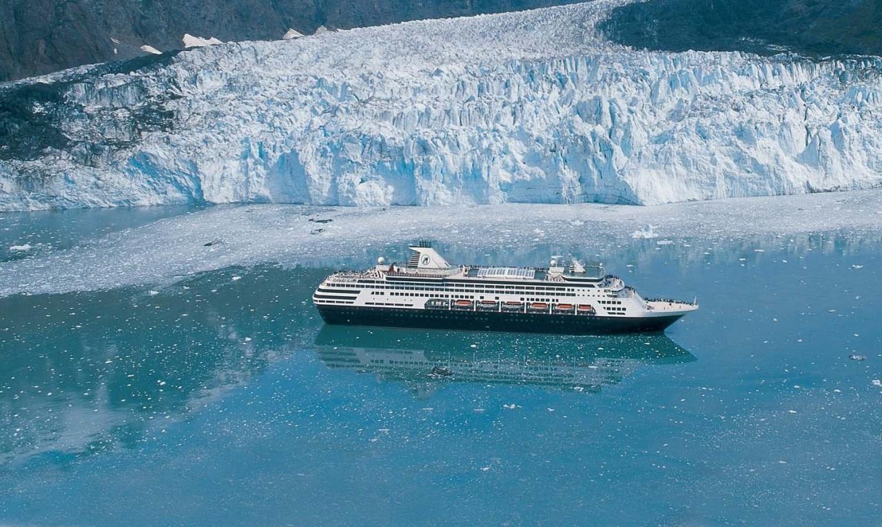 American cruise lines to sail alaska s glacier bay