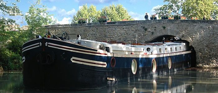 Canal barging in france as easy as un deux trois