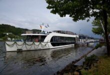 Amawaterways to host first founder cruises