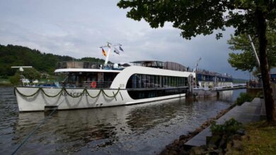 Amawaterways to host first founder cruises