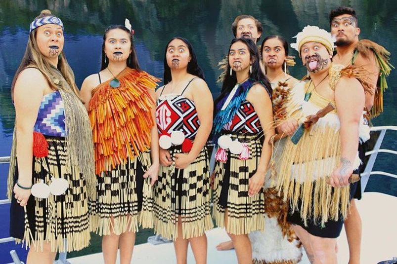 Air new zealand celebrates native culture