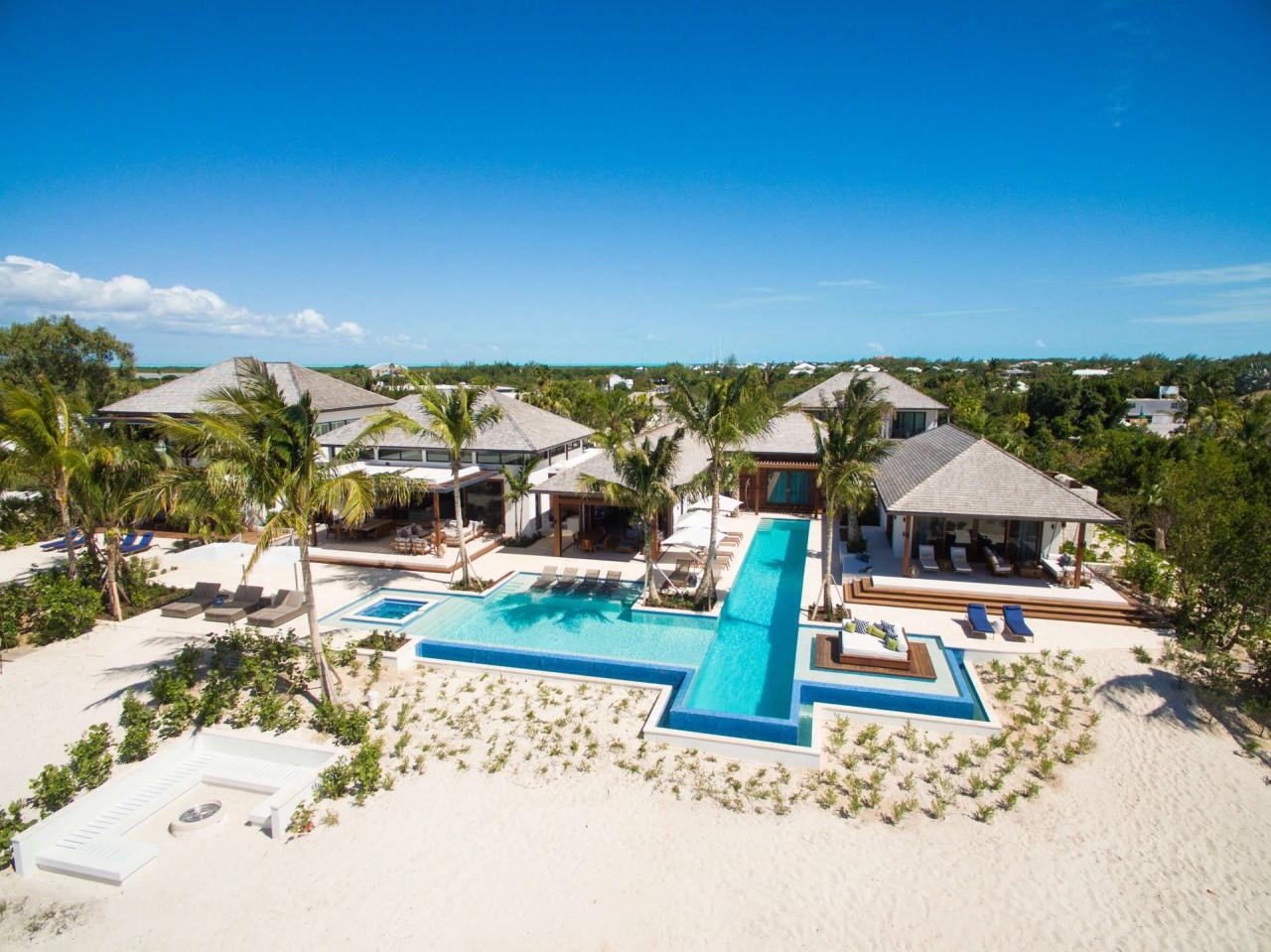 Caribbean luxury villas skyline villas providenciales turks caicos