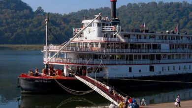 Ambassadors int l to buy delta queen steamboat co