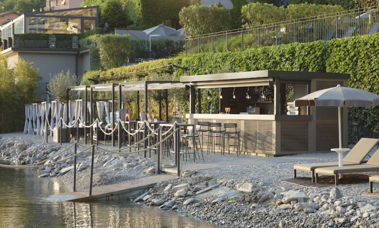 Beach bar debuts at filario hotel on lake como