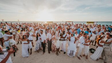 Aruba brings vow renewal event to its shores