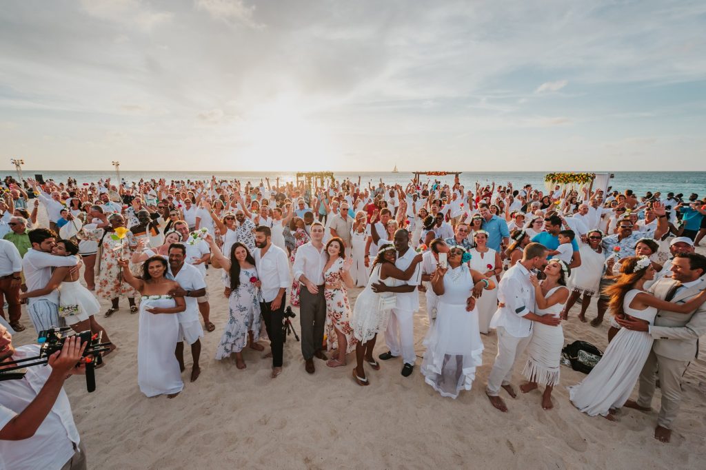 Aruba brings vow renewal event to its shores