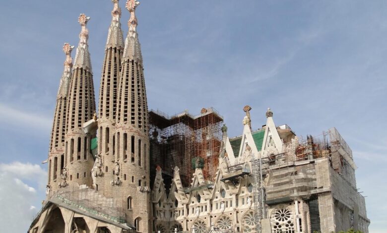 Barcelona s la sagrada familia nearing completion