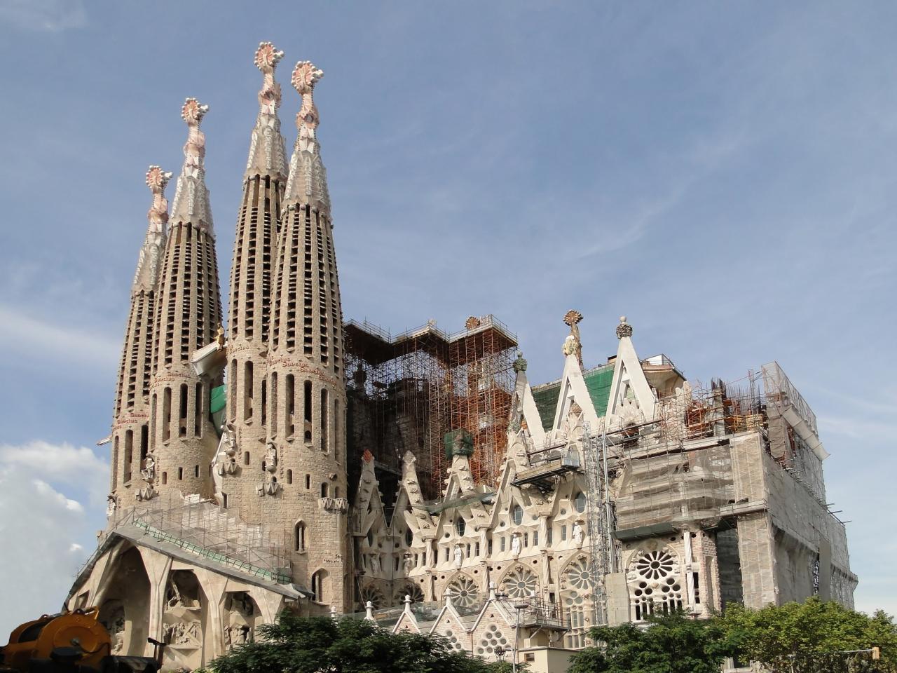 Barcelona s la sagrada familia nearing completion