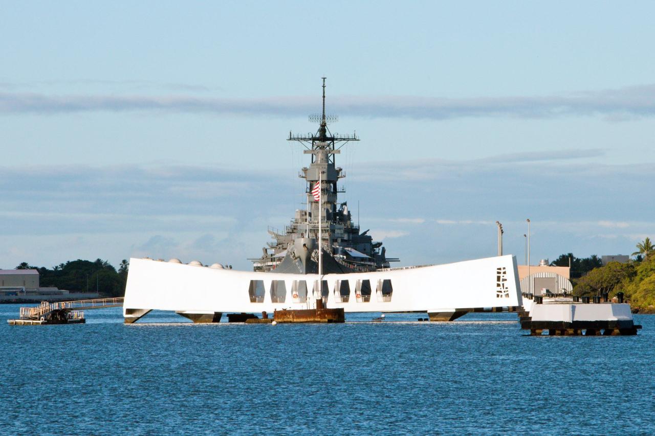 Battleship missouri memorial celebrates 15 years at pearl harbor