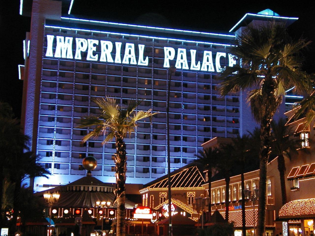 Caesars palace retools to keep up with competition