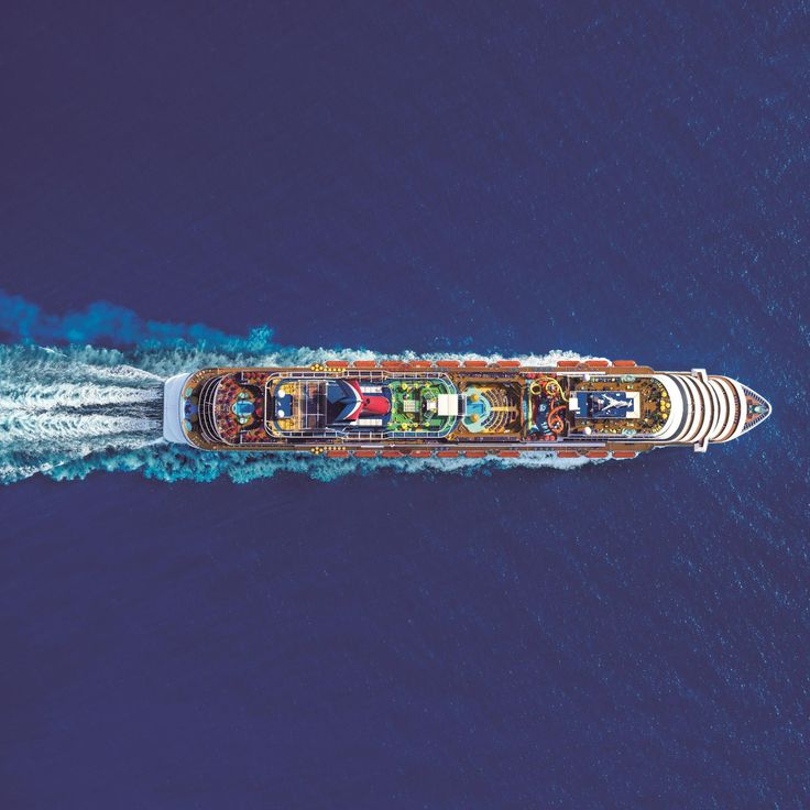 Carnival offers early booking discount with restrictions