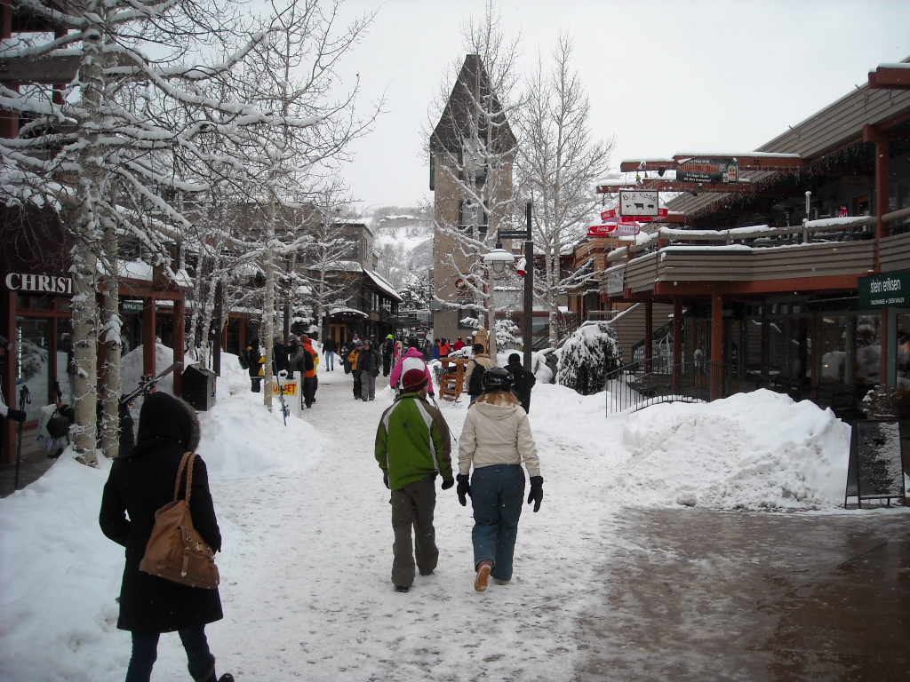 Aspen snowmass gives parents a break during spring break