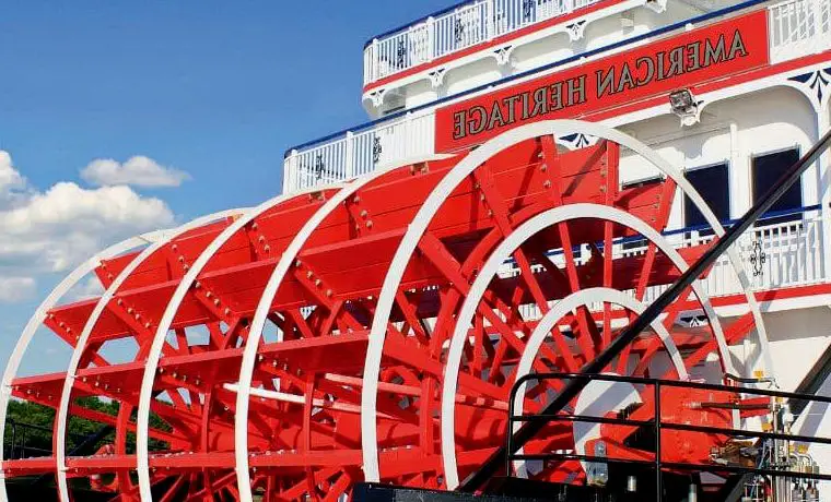 American cruise lines buys aqv paddlewheelers