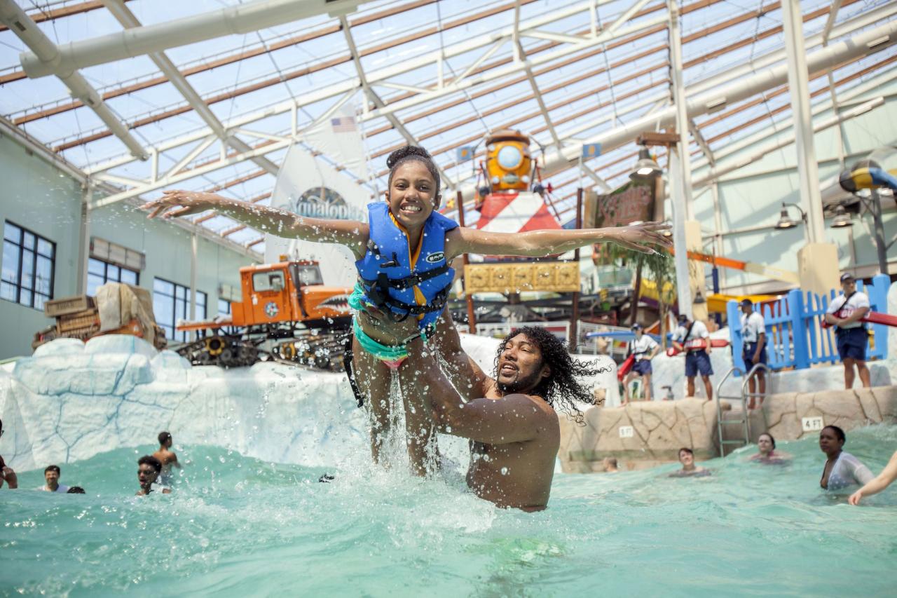 Camelback to open a waterpark hotel