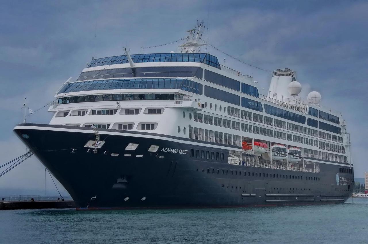 Azamara drops air sea combination pricing