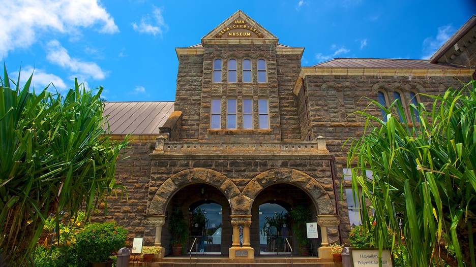 Bishop museum extends hours adds visitor parking fee