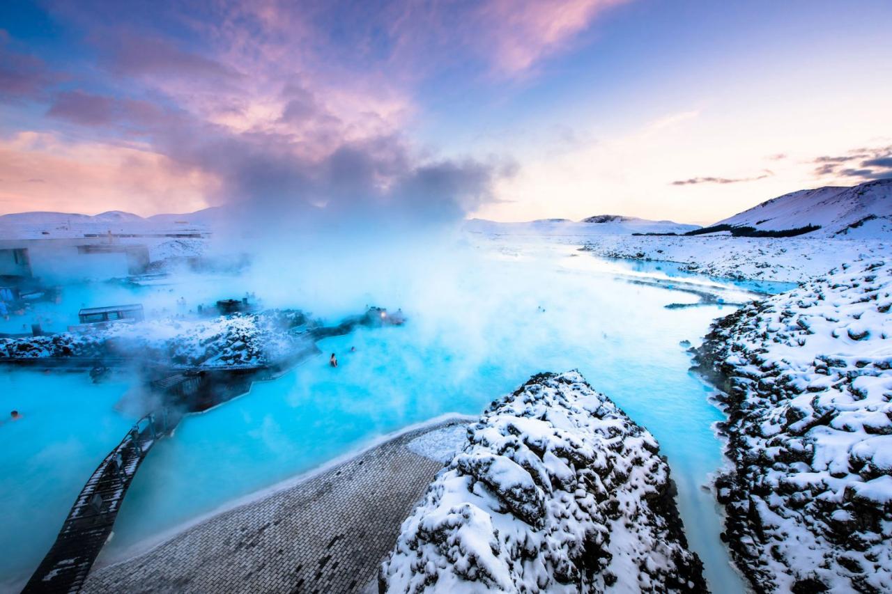 Lagoon iceland blue spa geothermal luxurious destination wallpaper background island hd pool wallpapers hotel bluelagoon hotels hot amazing die designrulz