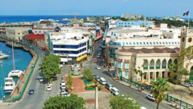 Barbados extends its airport closure to friday