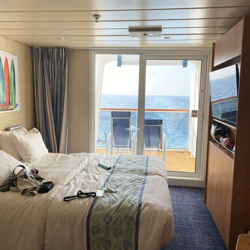 Cabins carnival paradise staterooms decks Carnival paradise has more cabins and new spaces