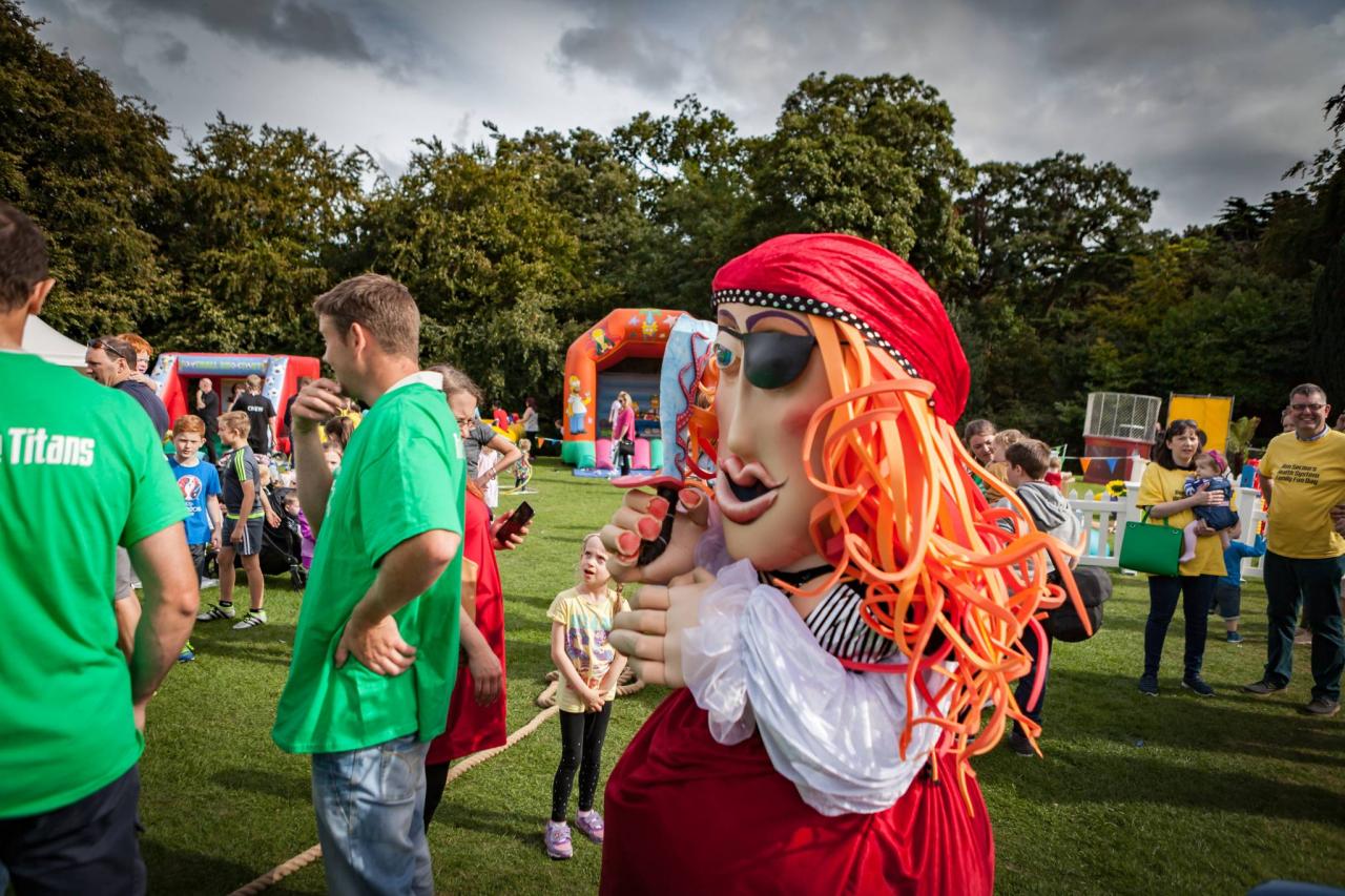 Carnival targets groups with new web site