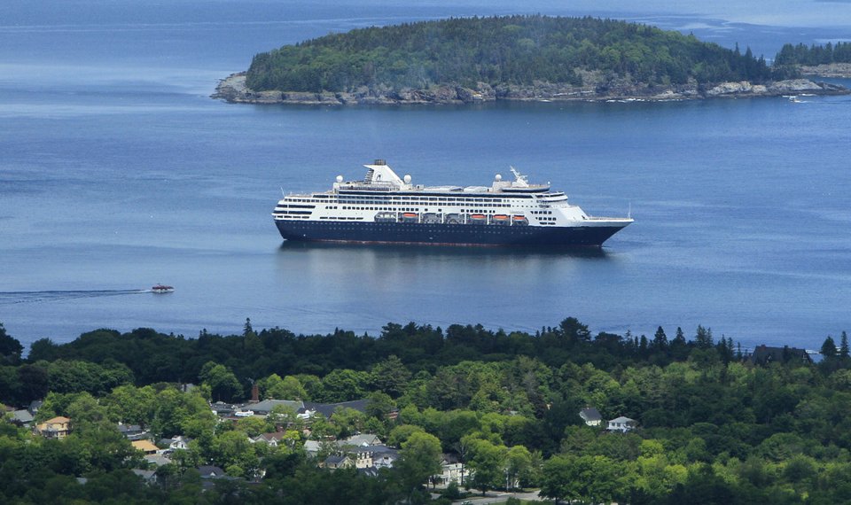 Bar harbor maine approves new cruise ship pier