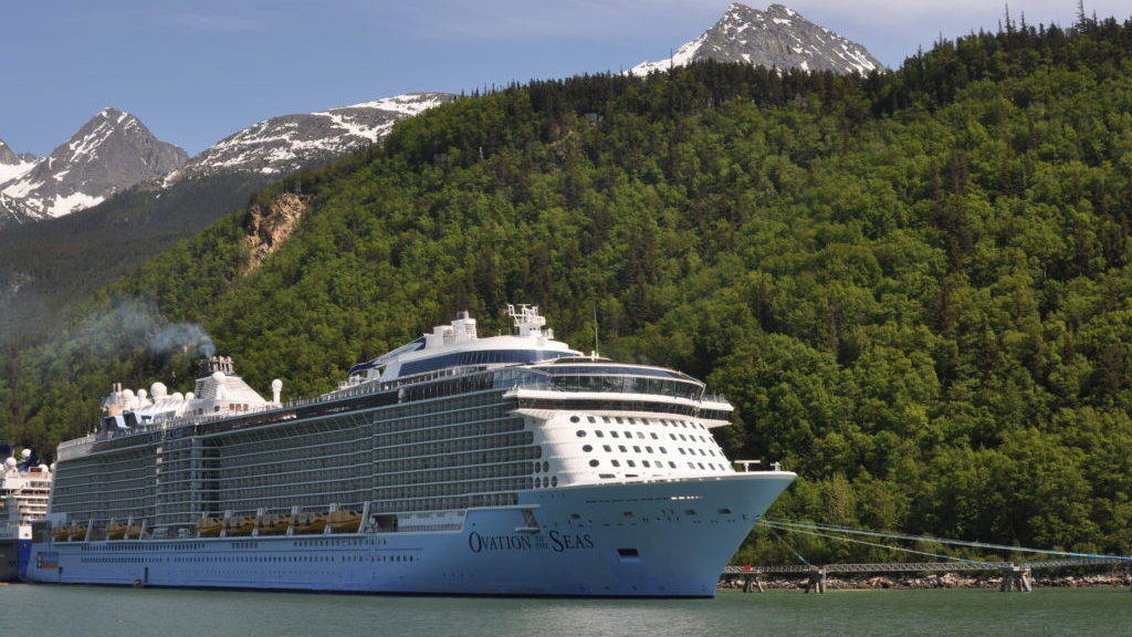 Alaska bill includes 1 cruise passenger fees