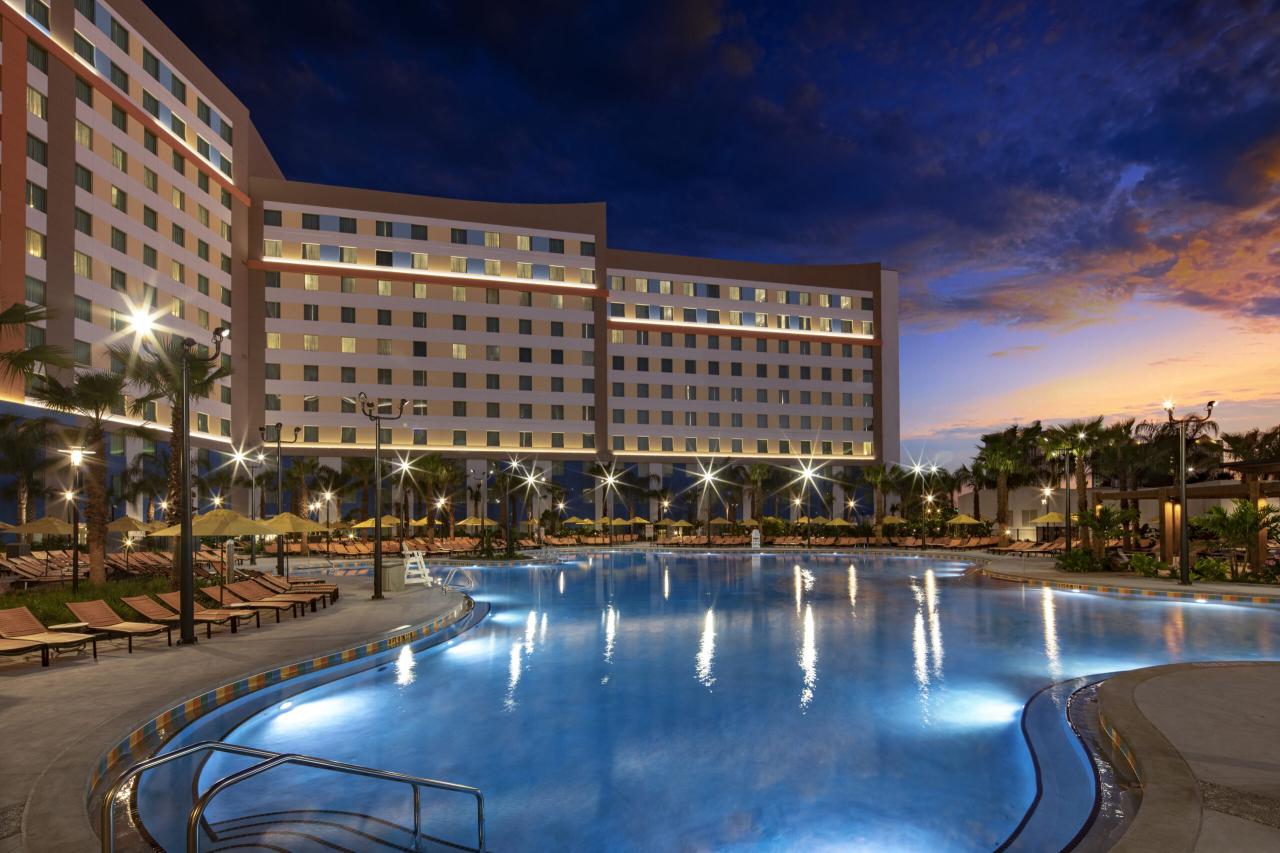 Caribbean elegance at universal orlando hotel