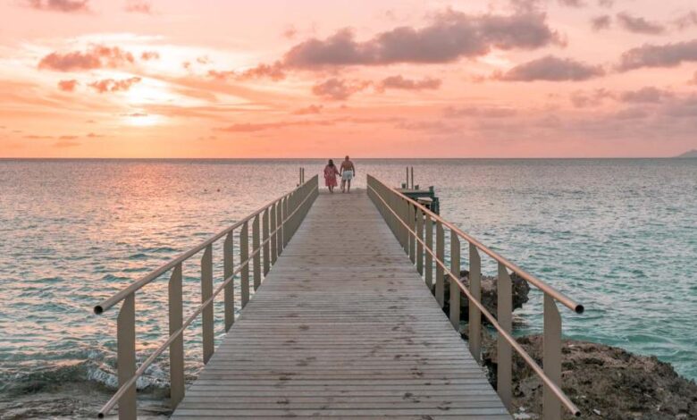 Bonaire opens to us travelers