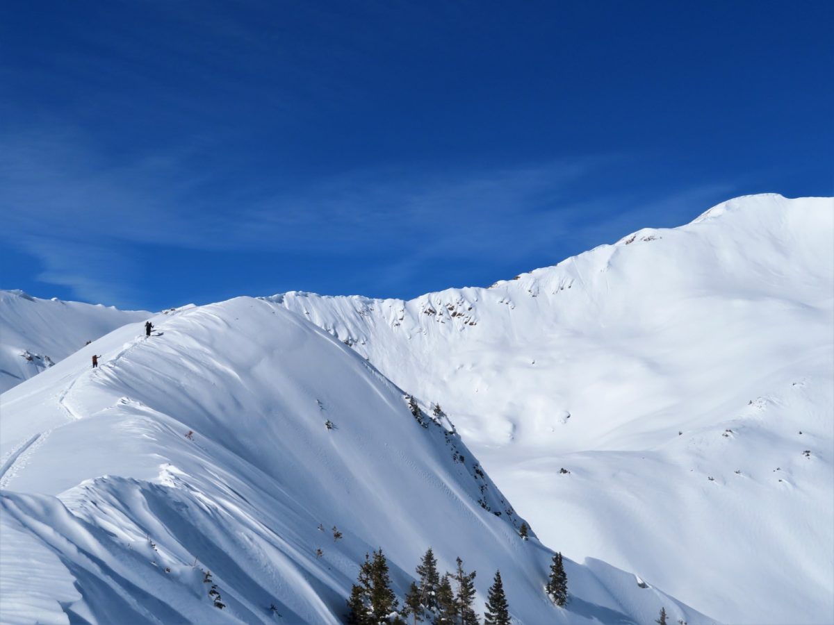 Avalanche center offers backcountry tours