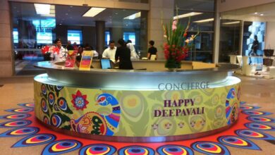 Carnival tests information kiosks referring clients to area retailers