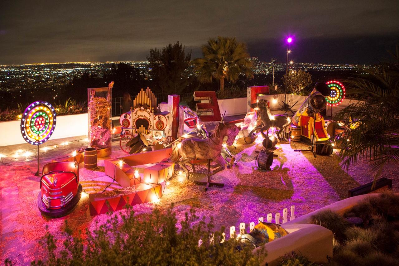 Carnival takes show road agentpalooza tour